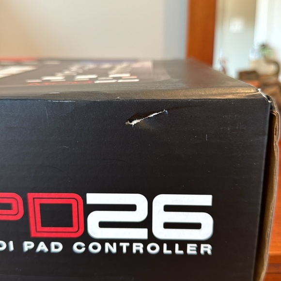 Rare Akai Professional MPD26 USB/MII Pad Controller for Hip-Hop Production - Picture 13 of 13